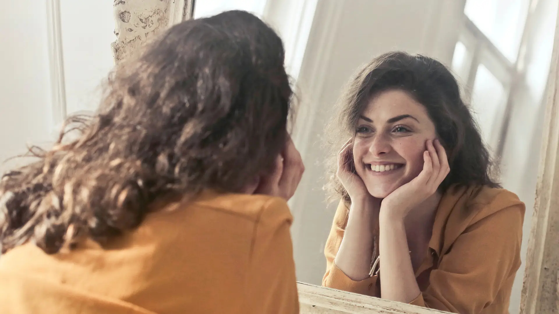 Is een ooglidcorrectie medisch of cosmetisch head