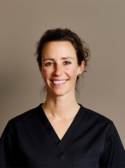 dr. De Visser